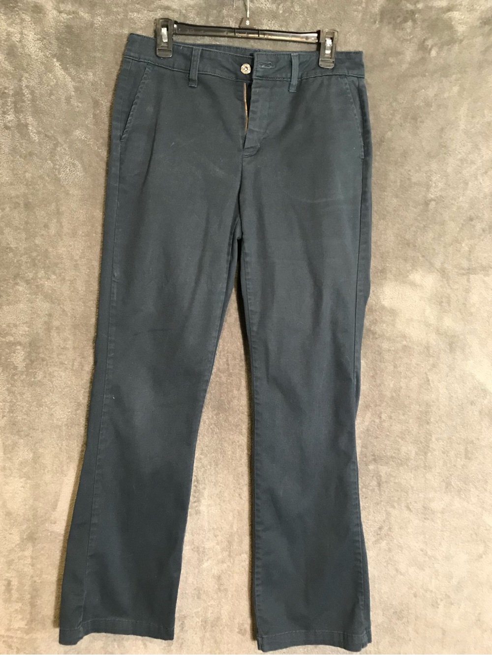 Women’s Dickies color Navy boot cut pants